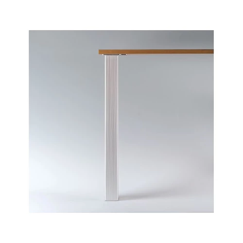 ASZTALLÁB 64670A004RG QUADRA SZÖGLETES 700mm×60mm×60mm áll.+10mm ALUMÍNIUM